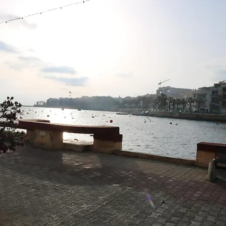 Apartment Seafront Marsaskala