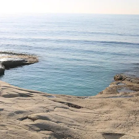 Seafront Apartment Marsaskala